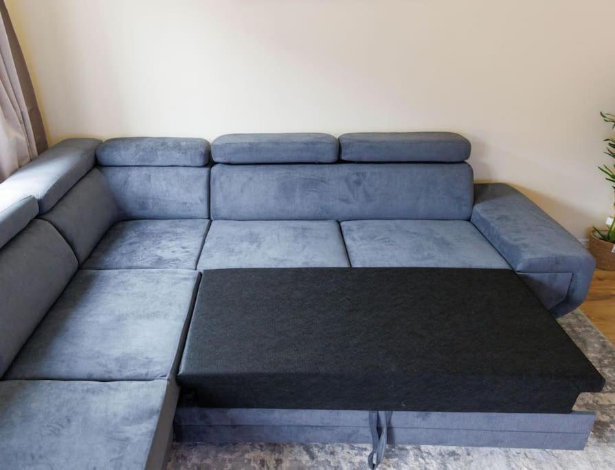 Stylish 3 Bedroom And Free Parking Thamesmead  외부 사진